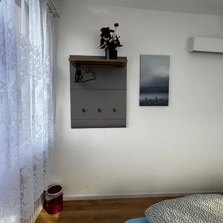 - Park View - For 2 Guests Апартаменты